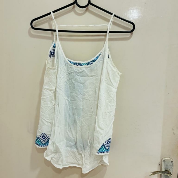 White cotton embroidered top - Picture 6 of 6
